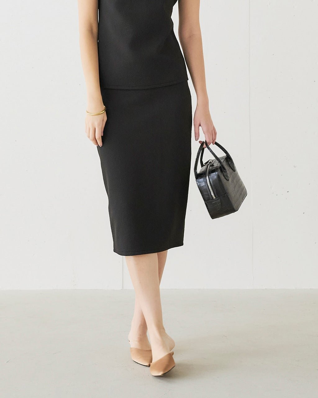 【ドゥクラッセ/DoCLASSE】の尾州ジャージー・タイトスカート 人気、トレンドファッション・服の通販 founy(ファニー) 　ファッション　Fashion　レディースファッション　Fashion for Women　スカート　Skirts　スマート　Smart, Elegant　セットアップ　Set-Up, Coordinated Outfit　タイトスカート　Pencil Skirt, Tight Skirt　フィット　Fit, Slim Fit　フォーマル　Formal, Dressy　ラグジュアリー　Luxury, Elegant　 other-1|ID: prp329100004934810 ipo3291000000037035481