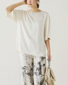 【ドゥクラッセ/DoCLASSE】のダブルサテン・オーバーサイズブラウス 人気、トレンドファッション・服の通販 founy(ファニー) ファッション Fashion レディースファッション Fashion for Women トップス・カットソー Cut & Sew Tops シャツ・ブラウス・オフィスカジュアル Elegant Blouses & Button-Ups なめらか Smooth, Silky Texture エレガント 上品 Elegant サテン Satin, Glossy Fabric シルク Silk, 100% Silk セットアップ Set-Up, Coordinated Outfit ダブル Double, Double-Breasted フェミニン Feminine, Girly ラグジュアリー Luxury, Elegant リボン Ribbon, Bow thumbnail オフホワイト|ID: prp329100004934816 ipo3291000000037035498