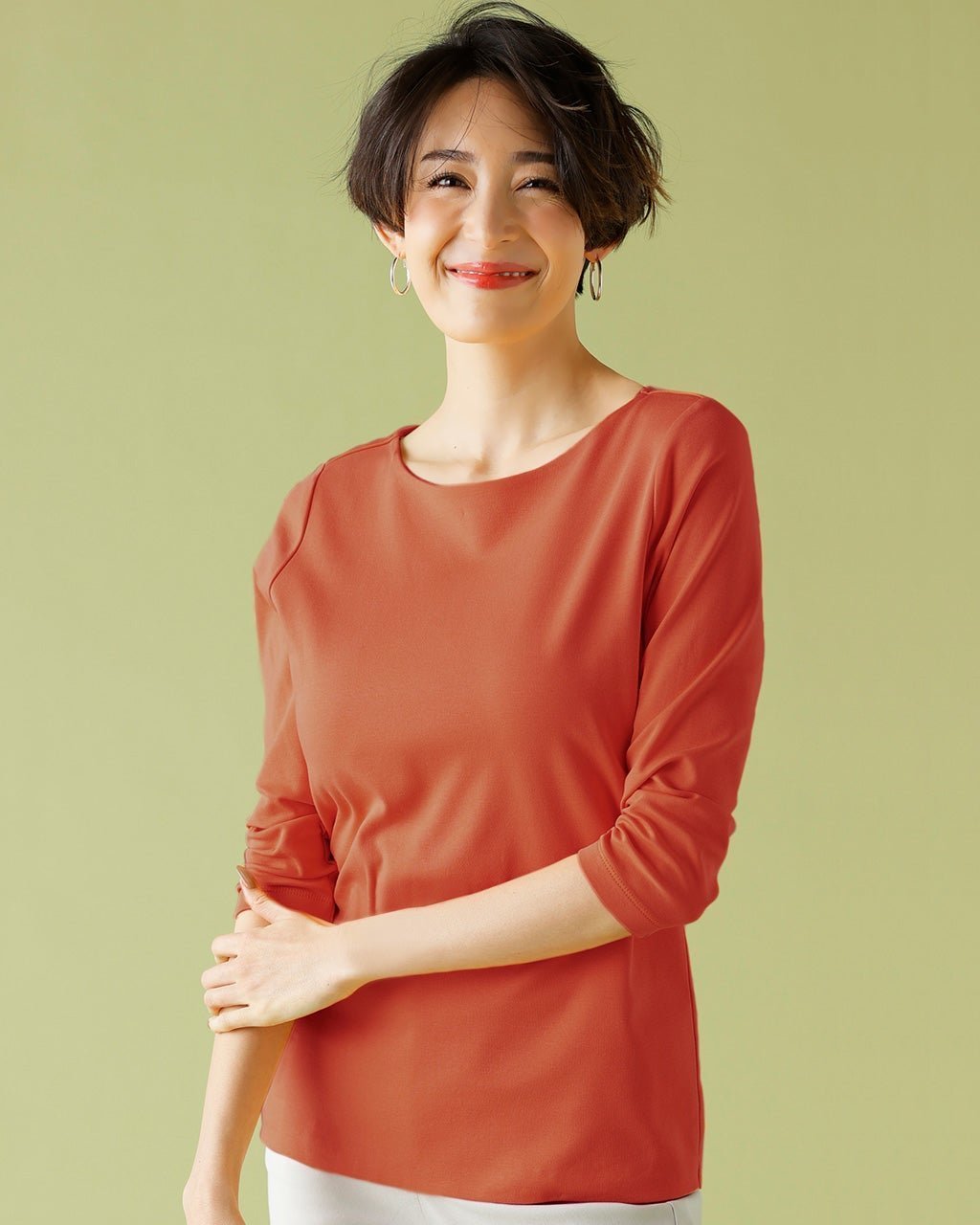 【ドゥクラッセ/DoCLASSE】のボートネック/7分袖・ドゥクラッセTシャツ(58cm丈) インテリア・キッズ・メンズ・レディースファッション・服の通販 founy(ファニー) 　ファッション　Fashion　レディースファッション　Fashion for Women　トップス・カットソー　Cut & Sew Tops　シャツ・ブラウス・オフィスカジュアル　Elegant Blouses & Button-Ups　ロングTシャツ・Tシャツ　Longline T-Shirts & Tees　カットソー・ベーシックTシャツ　Cut-and-Sewn Tops / Stretch Tees & Basics　カットソー　Cut and Sewn Top　人気　Popular, Best Seller　コニャック|ID: prp329100004934856 ipo3291000000037035654