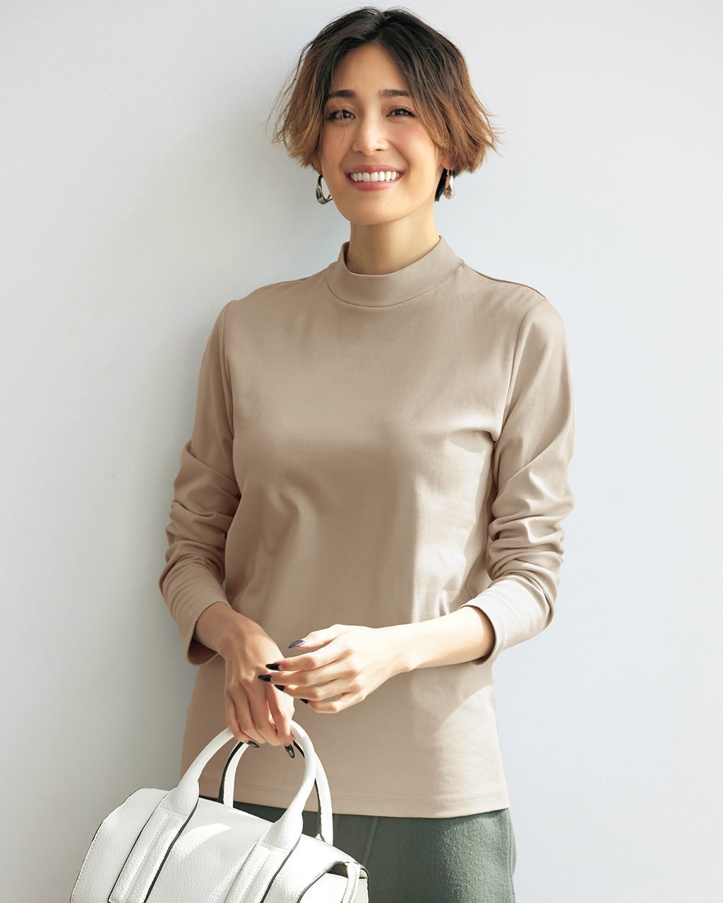 【ドゥクラッセ/DoCLASSE】の超長綿・モックネック/無地 インテリア・キッズ・メンズ・レディースファッション・服の通販 founy(ファニー) 　ファッション　Fashion　レディースファッション　Fashion for Women　トップス・カットソー　Cut & Sew Tops　シャツ・ブラウス・オフィスカジュアル　Elegant Blouses & Button-Ups　ロングTシャツ・Tシャツ　Longline T-Shirts & Tees　カットソー・ベーシックTシャツ　Cut-and-Sewn Tops / Stretch Tees & Basics　なめらか　Smooth, Silky Texture　インナー　Innerwear　カットソー　Cut and Sewn Top　カーディガン　Cardigan, Knitwear　ジャケット　Jacket, Outerwear　スウェット / スエット　Sweatshirt, Sweatwear　セーター　Sweater, Knitwear　チェック　Check, Plaid, Tartan　モックネック　Mock Neck, Short Turtleneck　無地　Plain, Solid Color　グレーベージュ|ID: prp329100004934880 ipo3291000000037035732