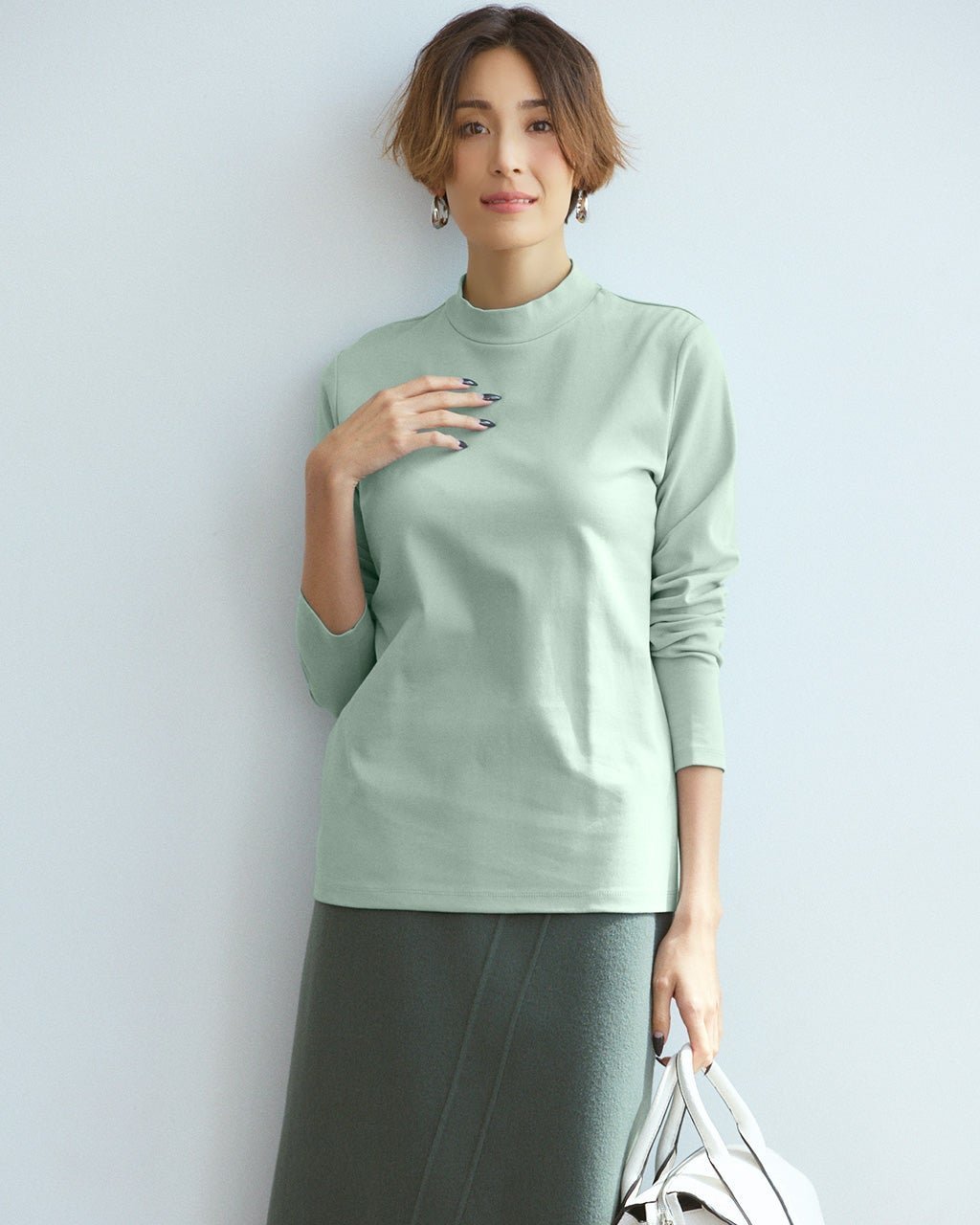 【ドゥクラッセ/DoCLASSE】の超長綿・モックネック/無地 インテリア・キッズ・メンズ・レディースファッション・服の通販 founy(ファニー) 　ファッション　Fashion　レディースファッション　Fashion for Women　トップス・カットソー　Cut & Sew Tops　シャツ・ブラウス・オフィスカジュアル　Elegant Blouses & Button-Ups　ロングTシャツ・Tシャツ　Longline T-Shirts & Tees　カットソー・ベーシックTシャツ　Cut-and-Sewn Tops / Stretch Tees & Basics　なめらか　Smooth, Silky Texture　インナー　Innerwear　カットソー　Cut and Sewn Top　カーディガン　Cardigan, Knitwear　ジャケット　Jacket, Outerwear　スウェット / スエット　Sweatshirt, Sweatwear　セーター　Sweater, Knitwear　チェック　Check, Plaid, Tartan　モックネック　Mock Neck, Short Turtleneck　無地　Plain, Solid Color　グリーングレー|ID: prp329100004934880 ipo3291000000037035739