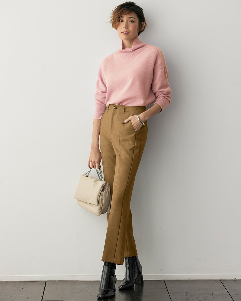 【ドゥクラッセ/DoCLASSE】のウール混ダブルクロス・フレアパンツ インテリア・キッズ・メンズ・レディースファッション・服の通販 founy(ファニー) 　ファッション　Fashion　レディースファッション　Fashion for Women　パンツ　Pants & Trousers　エレガント 上品　Elegant　パイピング　Piping, Trim Design　フィット　Fit, Slim Fit　ミックス　Mix, Mixed Style　キャメル|ID: prp329100004934893 ipo3291000000037035791