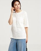 【ドゥクラッセ/DoCLASSE】のコードレース・ポケットブラウス 人気、トレンドファッション・服の通販 founy(ファニー) ファッション Fashion レディースファッション Fashion for Women トップス・カットソー Cut & Sew Tops シャツ・ブラウス・オフィスカジュアル Elegant Blouses & Button-Ups ビッグ Big, Oversized ポケット Pocket, Pocket Detail レース Lace, Lace Fabric thumbnail ホワイト|ID: prp329100004935003 ipo3291000000037036181