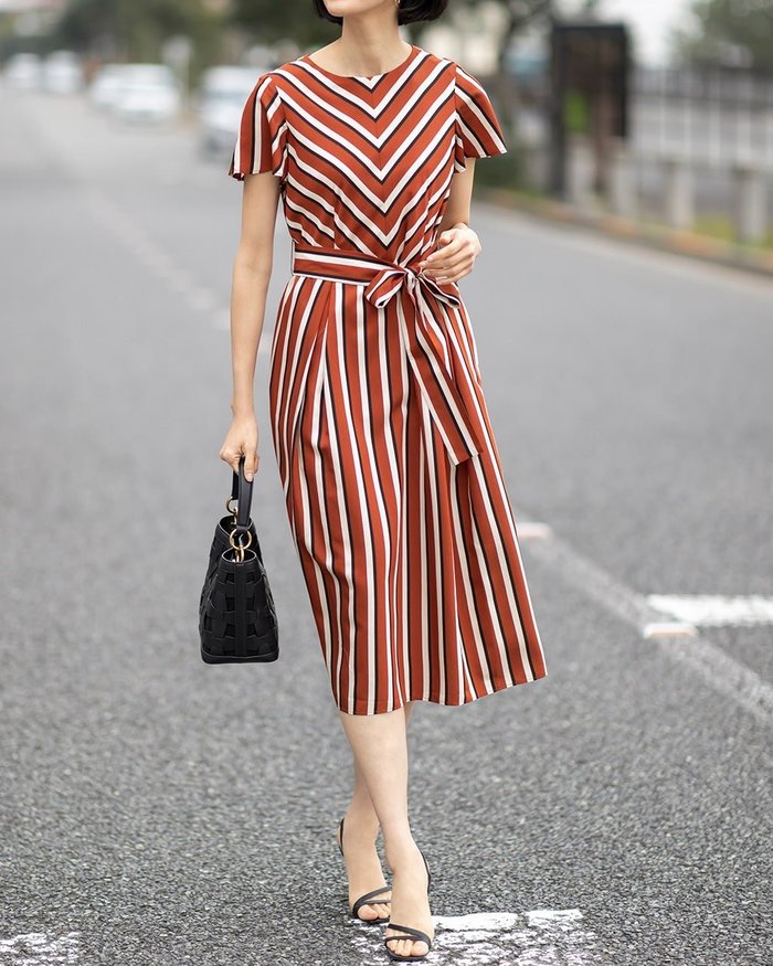 【ドゥクラッセ/DoCLASSE】のレジメンタルストライプ・ベルトワンピース インテリア・キッズ・メンズ・レディースファッション・服の通販 founy(ファニー) https://founy.com/ ファッション Fashion レディースファッション Fashion for Women ワンピース Dresses ベルト&ウエストマーク Belts & Waist Accessories ストライプ Stripe, Striped Pattern バイアス Bias, Diagonal Cut フィット Fit, Slim Fit フレア Flare, Flared エレガント 上品 Elegant |ID: prp329100004935033 ipo3291000000037141432