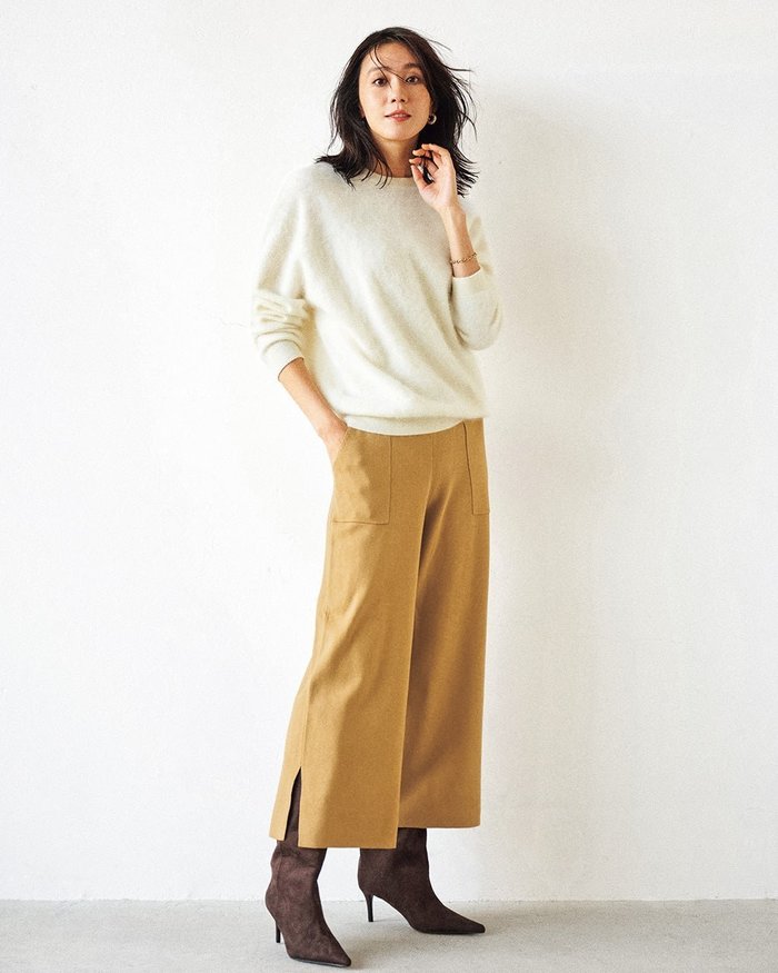 【ドゥクラッセ/DoCLASSE】の総針編みニット・スリットワイドパンツ インテリア・キッズ・メンズ・レディースファッション・服の通販 founy(ファニー) https://founy.com/ ファッション Fashion レディースファッション Fashion for Women パンツ Pants & Trousers スリット Slit, Slit Detail トレンド Trend, Trending Now フォルム Silhouette, Form ポケット Pocket, Pocket Detail ワイド Wide, Wide Fit |ID: prp329100004935230 ipo3291000000037098888