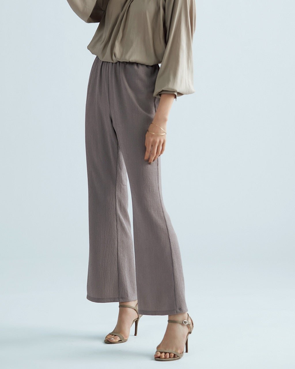 【ドゥクラッセ/DoCLASSE】の楊柳調・リラックスフレアパンツ インテリア・キッズ・メンズ・レディースファッション・服の通販 founy(ファニー) 　ファッション　Fashion　レディースファッション　Fashion for Women　パンツ　Pants & Trousers　カットソー　Cut and Sewn Top　チュニック　Tunic, Long Top　トレンド　Trend, Trending Now　フレア　Flare, Flared　リラックス　Relax, Relaxed Fit　ロング　Long, Long-Length　夏　Summer　トープ|ID: prp329100004935236 ipo3291000000037036869