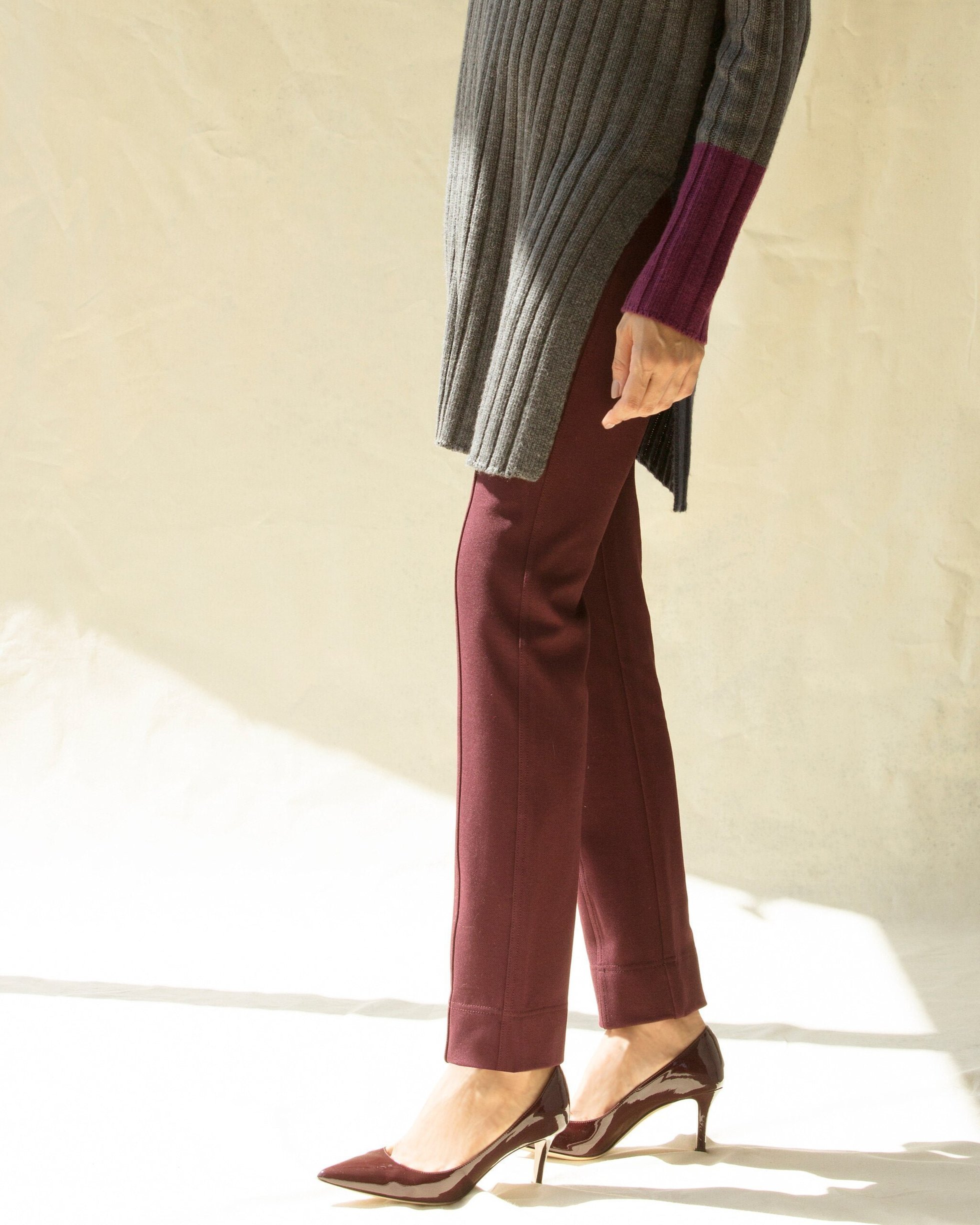 【ドゥクラッセ/DoCLASSE】のストレッチサーモ・ピンタックレギパン64cm 人気、トレンドファッション・服の通販 founy(ファニー) 　ファッション　Fashion　レディースファッション　Fashion for Women　パンツ　Pants & Trousers　ストレッチ　Stretch, Stretchy Fabric　パターン　Pattern, Design Print　フロント　Front, Front Design　エレガント 上品　Elegant　今季　This Season, Current Season　 other-1|ID: prp329100004935243 ipo3291000000037036885