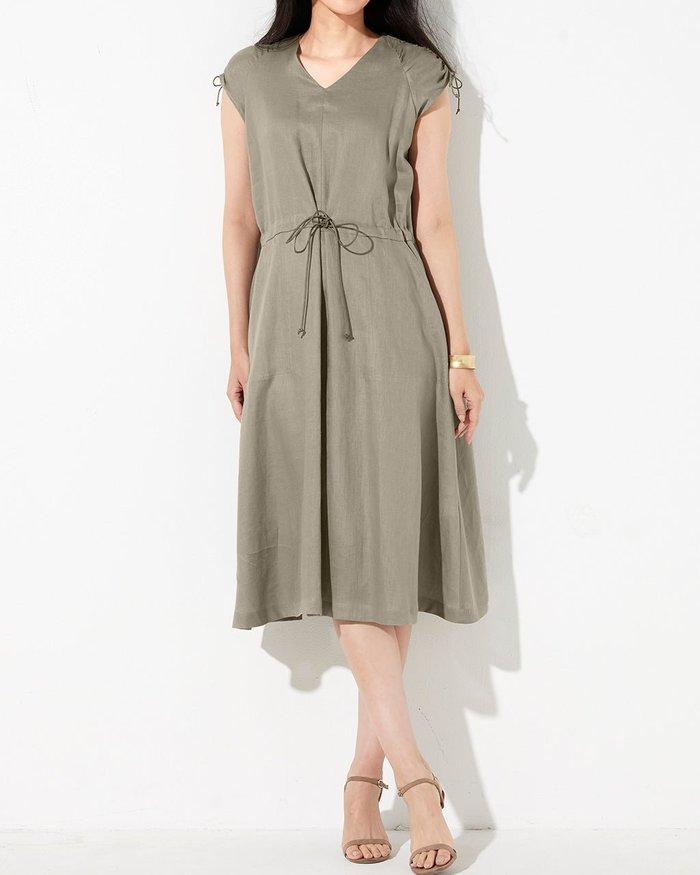 【ドゥクラッセ/DoCLASSE】の甘織りリネン・マルチワンピース インテリア・キッズ・メンズ・レディースファッション・服の通販 founy(ファニー) https://founy.com/ ファッション Fashion レディースファッション Fashion for Women ワンピース Dresses ドローコード Drawcord, Drawstring Cord リネン Linen, Linen Fabric |ID: prp329100004935281 ipo3291000000037141839