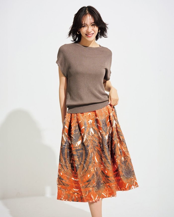 【ドゥクラッセ/DoCLASSE】のジャカード織・リーフ柄スカート インテリア・キッズ・メンズ・レディースファッション・服の通販 founy(ファニー) https://founy.com/ ファッション Fashion レディースファッション Fashion for Women スカート Skirts ジャカード／ジャガード Jacquard, Woven Pattern プリント Print, Printed Pattern モダン Modern, Contemporary リーフ Leaf, Botanical Leaf エレガント 上品 Elegant 夏 Summer |ID: prp329100004935317 ipo3291000000037141937