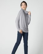 【ドゥクラッセ/DoCLASSE】のゆるハイネック・ドルマンプルオーバー サックス|ID: prp329100004935329 ipo3291000000037259095