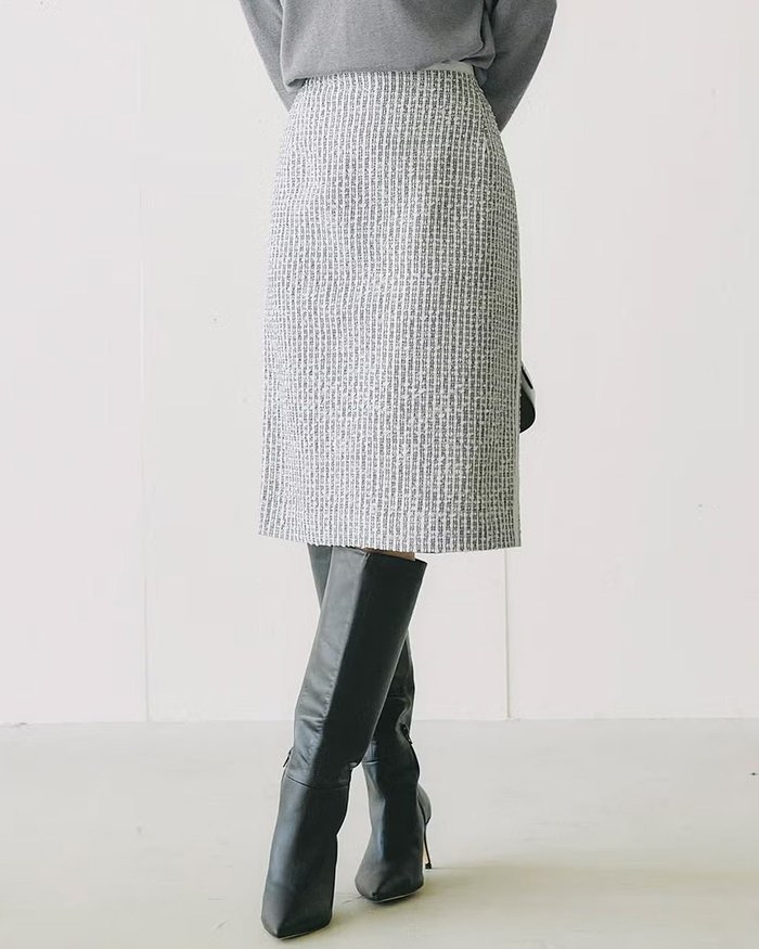 【ドゥクラッセ/DoCLASSE】のライトツイード・サイドラインスカート インテリア・キッズ・メンズ・レディースファッション・服の通販 founy(ファニー) https://founy.com/ ファッション Fashion レディースファッション Fashion for Women スカート Skirts クラシカル Classical, Vintage-Inspired ツイード Twill, Twill Weave フォルム Silhouette, Form |ID: prp329100004935340 ipo3291000000037098933