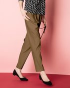 【ドゥクラッセ/DoCLASSE】の麻ストレッチ・タックテーパード 人気、トレンドファッション・服の通販 founy(ファニー) ファッション Fashion レディースファッション Fashion for Women パンツ Pants & Trousers ストレッチ Stretch, Stretchy Fabric フロント Front, Front Design ベスト Vest, Waistcoat 夏 Summer thumbnail ブラウン|ID: prp329100004935375 ipo3291000000037037280