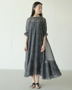 【ドゥクラッセ/DoCLASSE】のシフォンジョーゼット・プリントワンピース ブラック|ID:prp329100004935434