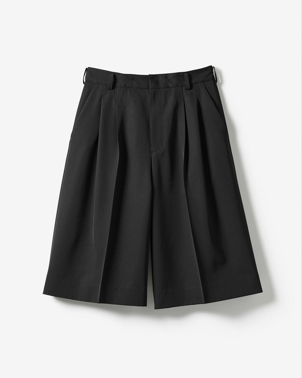 【ドゥクラッセ/DoCLASSE】のドライタッチツイル・ハーフパンツ インテリア・キッズ・メンズ・レディースファッション・服の通販 founy(ファニー) 　ファッション　Fashion　レディースファッション　Fashion for Women　パンツ　Pants & Trousers　ショートパンツ・ハーフパンツ　High-Waisted & Relaxed Shorts　新作・新入荷　New Arrivals / New In　おすすめ　Recommended / Our Picks　エレガント 上品　Elegant　ジャケット　Jacket, Outerwear　スマート　Smart, Elegant　セットアップ　Set-Up, Coordinated Outfit　センター　Center, Center Line　ツイル　Twist, Twisted Detail　ハーフ　Half, Half-Length　ミックス　Mix, Mixed Style　ブラック|ID: prp329100004935448 ipo3291000000037037490