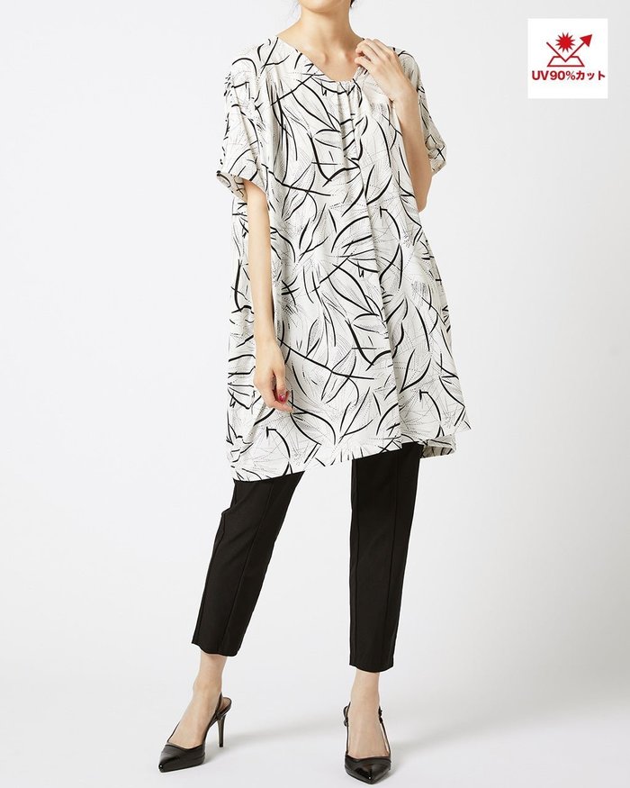 【ドゥクラッセ/DoCLASSE】のUVスラブ・フレアタックトップス インテリア・キッズ・メンズ・レディースファッション・服の通販 founy(ファニー) https://founy.com/ ファッション Fashion レディースファッション Fashion for Women トップス・カットソー Cut & Sew Tops ギャザー Gathered, Ruffled チュニック Tunic, Long Top フレア Flare, Flared |ID: prp329100004935472 ipo3291000000037098995