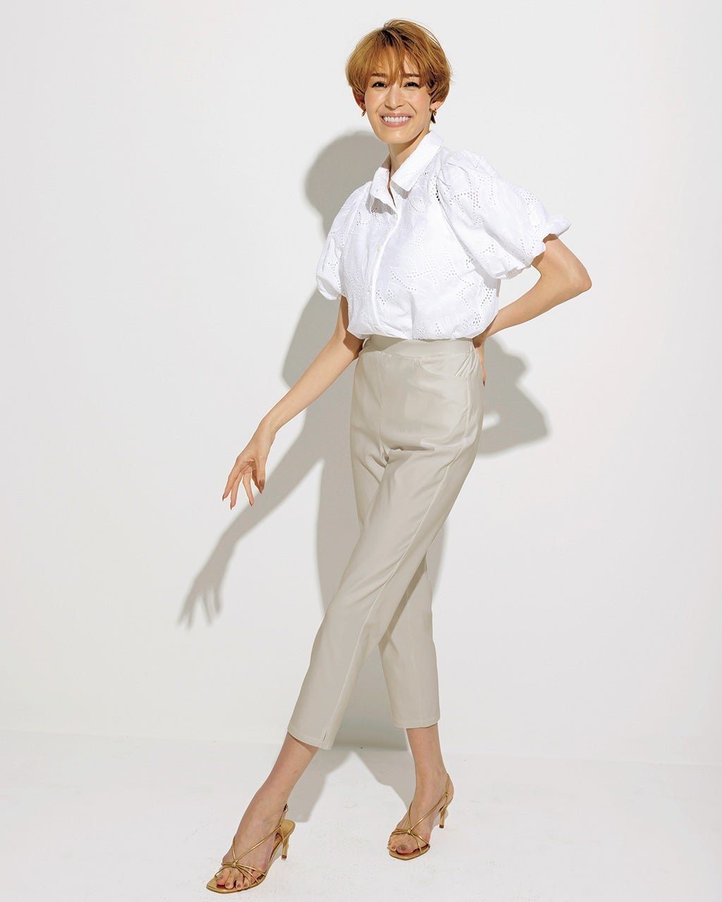 【ドゥクラッセ/DoCLASSE】のドライタッチ・サブリナスリム インテリア・キッズ・メンズ・レディースファッション・服の通販 founy(ファニー) 　ファッション　Fashion　レディースファッション　Fashion for Women　パンツ　Pants & Trousers　クール　Cool, Chic　吸水　Absorbent, Quick-Dry　シンプル　Simple, Minimal　ストレッチ　Stretch, Stretchy Fabric　夏　Summer　ビジネス 仕事 通勤　Business / Work / Commuting　グレー|ID: prp329100004935474 ipo3291000000037037570