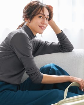 【ドゥクラッセ/DoCLASSE】 コットンガーゼ・ハイネック/衿高6cm人気、トレンドファッション・服の通販 founy(ファニー) ファッション Fashion レディースファッション Fashion for Women トップス・カットソー Cut & Sew Tops シャツ・ブラウス・オフィスカジュアル Elegant Blouses & Button-Ups ロングTシャツ・Tシャツ Longline T-Shirts & Tees カットソー・ベーシックTシャツ Cut-and-Sewn Tops / Stretch Tees & Basics カットソー Cut and Sewn Top ハイネック High Neck, Mock Neck ベスト Vest, Waistcoat 人気 Popular, Best Seller |ID:prp329100004935711