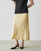 【ドゥクラッセ/DoCLASSE】のトリアセサテン・バイアスマーメイドスカート 人気、トレンドファッション・服の通販 founy(ファニー) ファッション Fashion レディースファッション Fashion for Women スカート Skirts サテン Satin, Glossy Fabric ドレープ Drape, Draping Fabric バイアス Bias, Diagonal Cut マーメイド Mermaid, Fishtail Silhouette thumbnail ペールイエロー|ID: prp329100004938376 ipo3291000000037057481