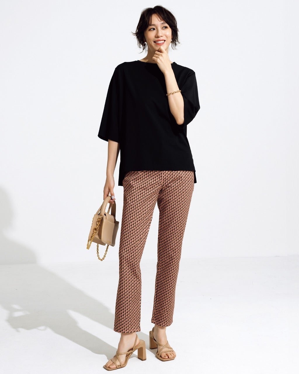 【ドゥクラッセ/DoCLASSE】のミラクルストレッチ・スリム/72cm インテリア・キッズ・メンズ・レディースファッション・服の通販 founy(ファニー) 　ファッション　Fashion　レディースファッション　Fashion for Women　パンツ　Pants & Trousers　ストレッチ　Stretch, Stretchy Fabric　スリム　Slim, Slim Fit　人気　Popular, Best Seller　フロント　Front, Front Design　ヨガ　Yoga, Yoga Wear　ループ　Loop, Loop Knit　ビジネス 仕事 通勤　Business / Work / Commuting　ピンク・パターン|ID: prp329100004938389 ipo3291000000037057528