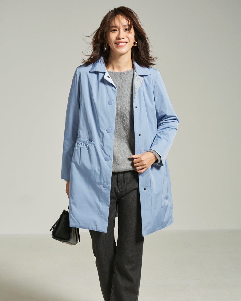 【ドゥクラッセ/DoCLASSE】のマジカルサーモ・リバーステンカラーコート 人気、トレンドファッション・服の通販 founy(ファニー) 　ファッション　Fashion　レディースファッション　Fashion for Women　アウター　Coat / Outerwear Collection　コート・ロングコート・ピーコート　Long Coats, Peacoats & More　ウォーム　Warm Fabric　カッティング　Cutting Detail　ギャザー　Gathered, Ruffled　クール　Cool, Chic　シンプル　Simple, Minimal　タフタ　Taffeta, Structured Fabric　ダウン　Down, Puffer　人気　Popular, Best Seller　リバーシブル　Reversible, Two-Sided　 other-1|ID: prp329100004942762 ipo3291000000037099086