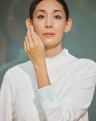 【ドゥクラッセ/DoCLASSE】のシルクフィール・レイヤード風ハイネック オフホワイト|ID: prp329100004942763 ipo3291000000037192340