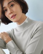 【ドゥクラッセ/DoCLASSE】のシルクフィール・レイヤード風ハイネック ライトグレー|ID: prp329100004942763 ipo3291000000037192345
