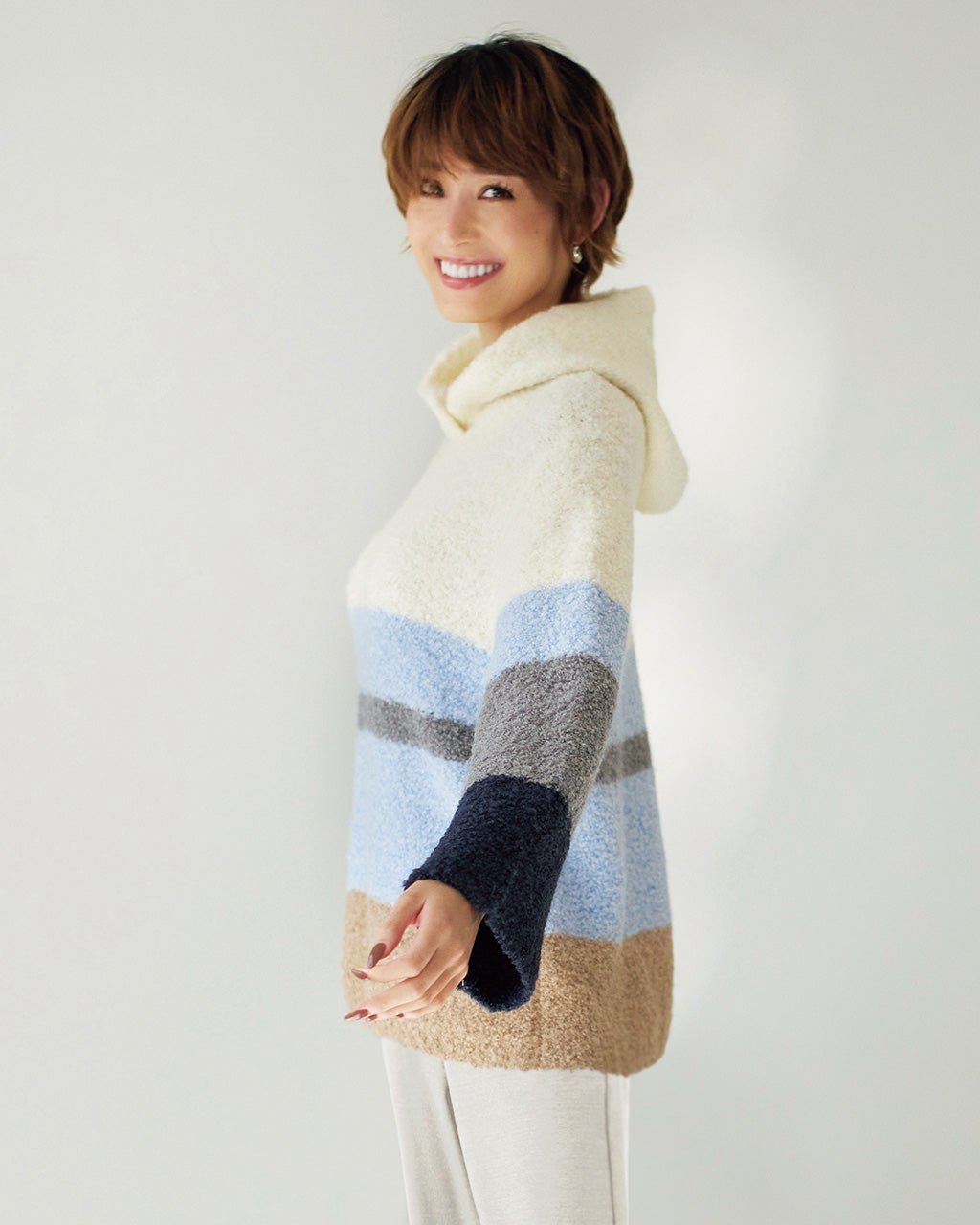 【ドゥクラッセ/DoCLASSE】のループヤーン・ボーダーフーディプルオーバー 人気、トレンドファッション・服の通販 founy(ファニー) 　ファッション　Fashion　レディースファッション　Fashion for Women　トップス・カットソー　Cut & Sew Tops　ニット　Knit Tops & Sweaters　カジュアルプルオーバー・ニットトップス　Pullovers & Knit Tops / Casual Pullovers　セーター　Sweater, Knitwear　ボーダー　Border, Stripe　 other-1|ID: prp329100004943082 ipo3291000000037102715