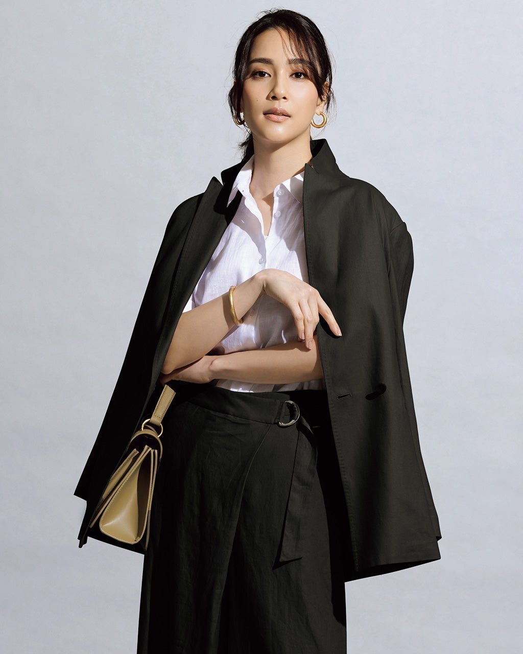 【ドゥクラッセ/DoCLASSE】のビスコースリネン・テーラードジャケット インテリア・キッズ・メンズ・レディースファッション・服の通販 founy(ファニー) 　ファッション　Fashion　レディースファッション　Fashion for Women　アウター　Coat / Outerwear Collection　レディースジャケット・軽アウター　Jackets　テーラードジャケット / 通勤・きれいめスタイル　Tailored Jackets & Blazers　ジャケット　Jacket, Outerwear　ブラック|ID: prp329100004943140 ipo3291000000037103734