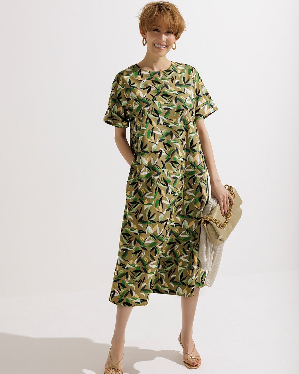 【ドゥクラッセ/DoCLASSE】の高密度コットン・テントラインワンピ/ミディ インテリア・キッズ・メンズ・レディースファッション・服の通販 founy(ファニー) 　ファッション　Fashion　レディースファッション　Fashion for Women　ワンピース　Dresses　タイプライター　Typewriter Fabric, Crisp Cotton　フォルム　Silhouette, Form　ポケット　Pocket, Pocket Detail　半袖　Short Sleeve, Half Sleeve　定番　Standard, Basic Item　グリーン・パターン|ID: prp329100004956652 ipo3291000000037192409