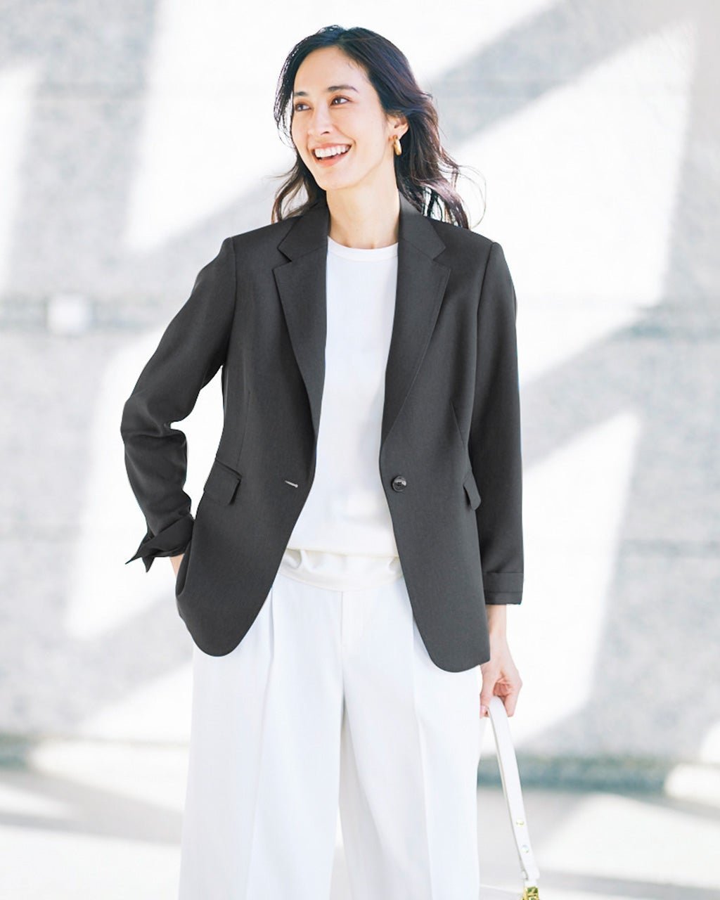 【ドゥクラッセ/DoCLASSE】のスマートツイル・テーラードジャケット インテリア・キッズ・メンズ・レディースファッション・服の通販 founy(ファウニー) 　ファッション　Fashion　レディースファッション　Fashion for Women　アウター　Coat / Outerwear Collection　レディースジャケット・軽アウター　Jackets　テーラードジャケット / 通勤・きれいめスタイル　Tailored Jackets & Blazers　春　Spring　洗える　Machine Washable　シェイプ　Shape, Slim Fit　シンプル　Simple, Minimal　ジャケット　Jacket, Outerwear　ストレッチ　Stretch, Stretchy Fabric　スーツ　Suit, Formalwear　チェック　Check, Plaid, Tartan　フィット　Fit, Slim Fit　A/W・秋冬　Autumn/Winter　S/S・春夏　SS, Spring/Summer, Warm Season　夏　Summer　エレガント 上品　Elegant　セレモニー　Ceremony　ビジネス 仕事 通勤　Business / Work / Commuting　ダークチャコール|ID: prp329100004982961 ipo3291000000037329274