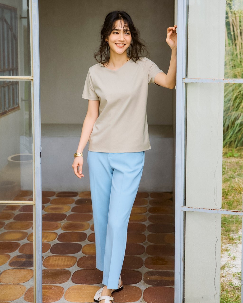 【ドゥクラッセ/DoCLASSE】の浅Vネック・半袖/スーピマN・ドゥクラッセTシャツ インテリア・キッズ・メンズ・レディースファッション・服の通販 founy(ファウニー) 　ファッション　Fashion　レディースファッション　Fashion for Women　トップス・カットソー　Cut & Sew Tops　シャツ・ブラウス・オフィスカジュアル　Elegant Blouses & Button-Ups　ロングTシャツ・Tシャツ　Longline T-Shirts & Tees　カットソー・ベーシックTシャツ　Cut-and-Sewn Tops / Stretch Tees & Basics　Vネックトップス　V-Neck Tops / V-Cut Neckline Shirts　カットソー　Cut and Sewn Top　ショルダー　Shoulder, Shoulder Strap　シルク　Silk, 100% Silk　ジャケット　Jacket, Outerwear　スーピマ　Supima, Premium Cotton　ダブル　Double, Double-Breasted　定番　Standard, Basic Item　なめらか　Smooth, Silky Texture　フェイス　Face, Facial Design　フロント　Front, Front Design　ベーシック　Basic, Essential　半袖　Short Sleeve, Half Sleeve　ラベンダー　Lavender　リラックス　Relax, Relaxed Fit　ワイド　Wide, Wide Fit　新作・新入荷　New Arrivals / New In　夏　Summer　エレガント 上品　Elegant　ビジネス 仕事 通勤　Business / Work / Commuting　ライトグレー|ID: prp329100004985550 ipo3291000000037345400