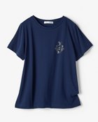 【ドゥクラッセ/DoCLASSE】のコットン混・グラフィックTシャツ 大人の最旬トレンドファッション＆コーディネート founy(ファウニー) ファッション Fashion レディースファッション Fashion for Women トップス・カットソー Cut & Sew Tops シャツ・ブラウス・オフィスカジュアル Elegant Blouses & Button-Ups ロングTシャツ・Tシャツ Longline T-Shirts & Tees カットソー・ベーシックTシャツ Cut-and-Sewn Tops / Stretch Tees & Basics 新作・新入荷 New Arrivals / New In カットソー Cut and Sewn Top グラフィック Graphic, Graphic Design プリント Print, Printed Pattern メタリック Metallic, Shiny Finish モノトーン Monotone, Black and White 人気 Popular, Best Seller thumbnail ネイビー|ID: prp329100004985551 ipo3291000000037345408