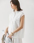 【ドゥクラッセ/DoCLASSE】のカットワークコットン・ノースリーブシャツ 大人の最旬トレンドファッション＆コーディネート founy(ファウニー) ファッション Fashion レディースファッション Fashion for Women トップス・カットソー Cut & Sew Tops キャミソール&ノースリーブ Camisoles & Sleeveless Tops シャツ・ブラウス・オフィスカジュアル Elegant Blouses & Button-Ups 新作・新入荷 New Arrivals / New In ノースリーブ Sleeveless, No-Sleeve フェミニン Feminine, Girly ワーク Workwear, Utility Style エレガント 上品 Elegant thumbnail オフホワイト|ID: prp329100004993239 ipo3291000000037396628