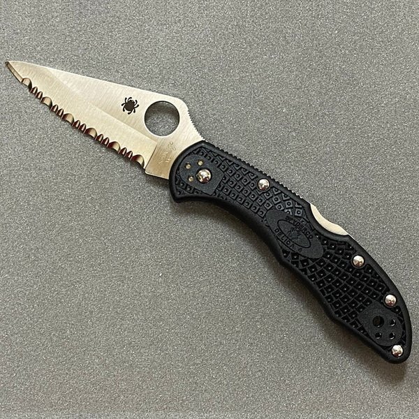 【スパイダルコ/Spyderco / GOODS】のデリカ4 VG-10 ブラック 波刃 インテリア・キッズ・メンズ・レディースファッション・服の通販 founy(ファニー) https://founy.com/ アウトドア Outdoor グラス Glass ブレード Blade ポケット Pocket 日本製 Made In Japan ホーム・キャンプ・アウトドア・お取り寄せ Home,Garden,Outdoor,Camping Gear キャンプ用品・アウトドア
 Camping Gear & Outdoor Supplies ナイフ 斧 Knife, Axe |ID: prp329100002521274 ipo3291000000020036741