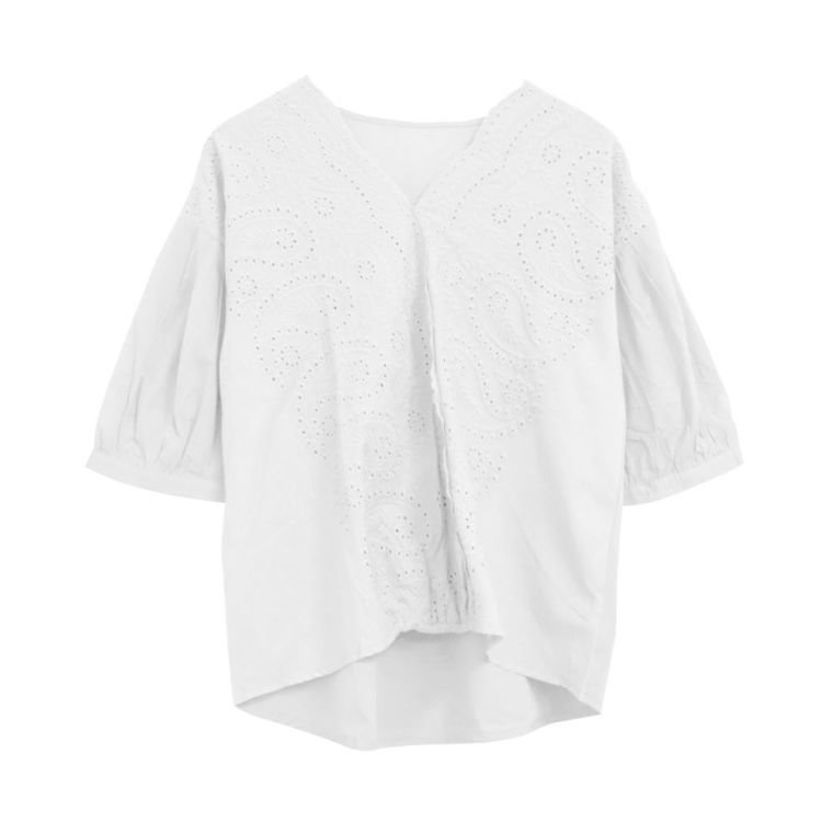 【アクアガレージ/aquagarage】のパンチングレースブラウス インテリア・キッズ・メンズ・レディースファッション・服の通販 founy(ファニー) 　ファッション　Fashion　レディースファッション　Fashion for Women　トップス・カットソー　Cut & Sew Tops　シャツ・ブラウス・オフィスカジュアル　Elegant Blouses & Button-Ups　送料無料　Free Shipping　カシュクール　Wrap Design　ギャザー　Gathered, Ruffled　スカラップ　Scallop, Scalloped Edge　バランス　Balance, Style Balance　プチプライス・低価格　Affordable / Budget Price　夏　Summer　春　Spring　S/S・春夏　SS, Spring/Summer, Warm Season　ホワイト|ID: prp329100003785080 ipo3291000000024907291
