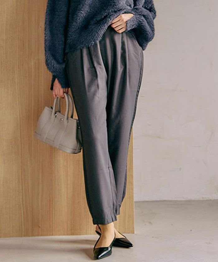 【アクアガレージ/aquagarage】のタック入りジョガーパンツ インテリア・キッズ・メンズ・レディースファッション・服の通販 founy(ファニー) https://founy.com/ ファッション Fashion レディースファッション Fashion for Women パンツ Pants & Trousers 春 Spring 秋 Autumn スニーカー Sneakers, Trainers フィット Fit, Slim Fit フロント Front, Front Design ポケット Pocket, Pocket Detail リラックス Relax, Relaxed Fit 冬 Winter / This Winter プチプライス・低価格 Affordable / Budget Price 夏 Summer |ID: prp329100003785486 ipo3291000000035646781