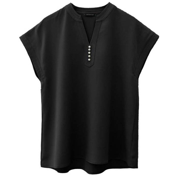 【アクアガレージ/aquagarage】のパール釦キーネックブラウス インテリア・キッズ・メンズ・レディースファッション・服の通販 founy(ファニー) https://founy.com/ ファッション Fashion レディースファッション Fashion for Women トップス・カットソー Cut & Sew Tops シャツ・ブラウス・オフィスカジュアル Elegant Blouses & Button-Ups 送料無料 Free Shipping デコルテ Décolleté, Neckline トレンド Trend, Trending Now パール Pearl, Pearl Accent プチプライス・低価格 Affordable / Budget Price エレガント 上品 Elegant 夏 Summer 春 Spring 秋 Autumn |ID: prp329100003785487 ipo3291000000024908988