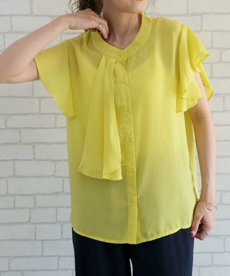 【アクアガレージ/aquagarage】の【最終値下げ価格】スカーフタイフリル袖ブラウス 人気、トレンドファッション・服の通販 founy(ファニー) 　ファッション　Fashion　レディースファッション　Fashion for Women　トップス・カットソー　Cut & Sew Tops　シャツ・ブラウス・オフィスカジュアル　Elegant Blouses & Button-Ups　ボリューム袖・フリルスリーブブラウス　Voluminous & Ruffle Sleeves / Puffy Sleeve Tops　フレア　Flare, Flared　プチプライス・低価格　Affordable / Budget Price　 other-1|ID: prp329100003785491 ipo3291000000035646796