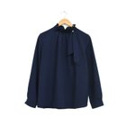 【アクアガレージ/aquagarage】のフリルスタンドカラーブラウス|上品フェミニンな旬顔トップス| 人気、トレンドファッション・服の通販 founy(ファニー) ファッション Fashion レディースファッション Fashion for Women トップス・カットソー Cut & Sew Tops シャツ・ブラウス・オフィスカジュアル Elegant Blouses & Button-Ups インナー Innerwear 春 Spring サロペット Overalls, Salopette シンプル Simple, Minimal スタンド Stand Collar, Upright Stand ダウン Down, Puffer デニム Denim, Jeans Material トレンド Trend, Trending Now なめらか Smooth, Silky Texture フェミニン Feminine, Girly フリル Frill, Ruffle ロング Long, Long-Length S/S・春夏 SS, Spring/Summer, Warm Season 送料無料 Free Shipping プチプライス・低価格 Affordable / Budget Price おすすめ Recommended / Our Picks 夏 Summer エレガント 上品 Elegant thumbnail ネイビー|ID: prp329100003786172 ipo3291000000024911509