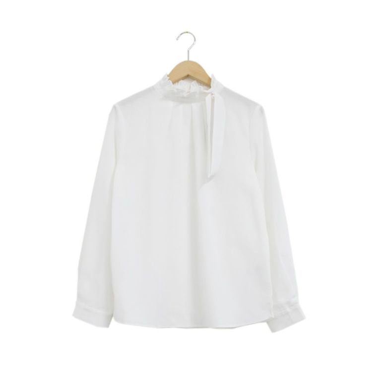 【アクアガレージ/aquagarage】のフリルスタンドカラーブラウス|上品フェミニンな旬顔トップス| インテリア・キッズ・メンズ・レディースファッション・服の通販 founy(ファニー) ファッション Fashion レディースファッション Fashion for Women トップス・カットソー Cut & Sew Tops シャツ・ブラウス・オフィスカジュアル Elegant Blouses & Button-Ups インナー Innerwear 春 Spring サロペット Overalls, Salopette シンプル Simple, Minimal スタンド Stand Collar, Upright Stand ダウン Down, Puffer デニム Denim, Jeans Material トレンド Trend, Trending Now なめらか Smooth, Silky Texture フェミニン Feminine, Girly フリル Frill, Ruffle ロング Long, Long-Length S/S・春夏 SS, Spring/Summer, Warm Season 送料無料 Free Shipping プチプライス・低価格 Affordable / Budget Price おすすめ Recommended / Our Picks 夏 Summer エレガント 上品 Elegant ホワイト|ID: prp329100003786172 ipo3291000000024911510