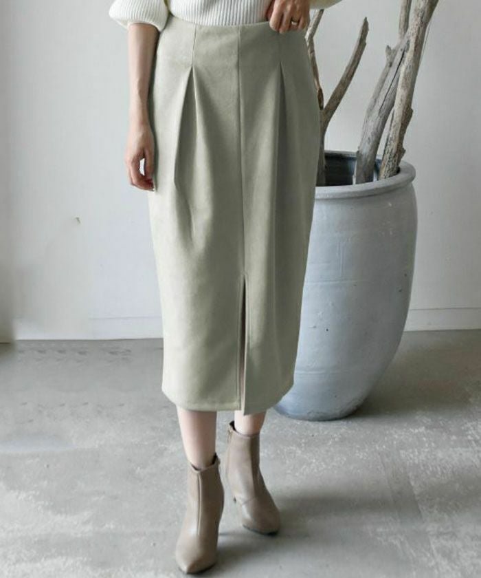 【アクアガレージ/aquagarage】のタックタイトスカート インテリア・キッズ・メンズ・レディースファッション・服の通販 founy(ファニー) https://founy.com/ ファッション Fashion レディースファッション Fashion for Women スカート Skirts 送料無料 Free Shipping スリット Slit, Slit Detail フロント Front, Front Design プチプライス・低価格 Affordable / Budget Price |ID: prp329100003786445 ipo3291000000036276742