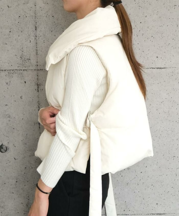 【アクアガレージ/aquagarage】の【最終値下げ価格】ショート丈ファイバーダウンベスト インテリア・キッズ・メンズ・レディースファッション・服の通販 founy(ファニー) https://founy.com/ ファッション Fashion レディースファッション Fashion for Women アウター Coat / Outerwear Collection トップス・カットソー Cut & Sew Tops ベスト&ジレ / 重ね着スタイル Vests & Gilets ショート Short, Short Length バランス Balance, Style Balance プチプライス・低価格 Affordable / Budget Price |ID: prp329100003786550 ipo3291000000035646937