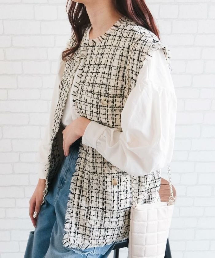 【アクアガレージ/aquagarage】の【最終値下げ価格】ツイードフリンジベスト 春 秋 人気、トレンドファッション・服の通販 founy(ファニー) ファッション Fashion レディースファッション Fashion for Women アウター Coat / Outerwear Collection トップス・カットソー Cut & Sew Tops ベスト&ジレ / 重ね着スタイル Vests & Gilets ツイード Twill, Twill Weave プチプライス・低価格 Affordable / Budget Price ベスト Vest, Waistcoat ポケット Pocket, Pocket Detail 春 Spring 秋 Autumn other-1|ID: prp329100003830564 ipo3291000000035518661