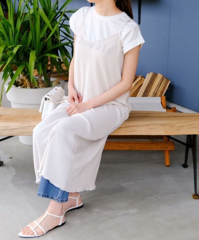 【アクアガレージ/aquagarage】の【最終値下げ価格】クリスタルプリーツキャミワンピース インテリア・キッズ・メンズ・レディースファッション・服の通販 founy(ファニー) https://founy.com/ ファッション Fashion レディースファッション Fashion for Women ワンピース Dresses キャミソールワンピース Camisole Dresses プチプライス・低価格 Affordable / Budget Price 夏 Summer 春 Spring 秋 Autumn |ID: prp329100003955577 ipo3291000000034879051