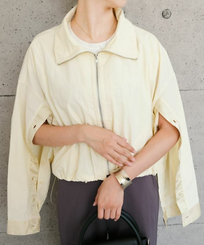 【アクアガレージ/aquagarage】のボタンスリットスリーブ配色ブルゾン 春 秋 インテリア・キッズ・メンズ・レディースファッション・服の通販 founy(ファニー) https://founy.com/ ファッション Fashion レディースファッション Fashion for Women アウター Coat / Outerwear Collection ブルゾンジャケット・スポーティアウター Blouson Jackets スリット Slit, Slit Detail スリーブ Sleeve, Long Sleeve / Short Sleeve ドローストリング Drawstring, Pull Cord フィット Fit, Slim Fit ブルゾン Blouson, Bomber Jacket プチプライス・低価格 Affordable / Budget Price 春 Spring 秋 Autumn 軽量 Lightweight, Ultra Light |ID: prp329100004157972 ipo3291000000036276525