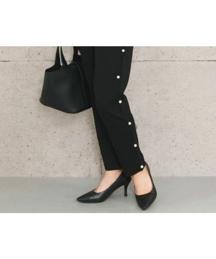 【アクアガレージ/aquagarage】のサイドパール付きパンツ 人気、トレンドファッション・服の通販 founy(ファニー) 　ファッション　Fashion　レディースファッション　Fashion for Women　パンツ　Pants & Trousers　送料無料　Free Shipping　パール　Pearl, Pearl Accent　プチプライス・低価格　Affordable / Budget Price　エレガント 上品　Elegant　冬　Winter / This Winter　夏　Summer　春　Spring　秋　Autumn　 other-1|ID: prp329100004165424 ipo3291000000035647778