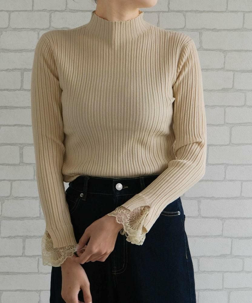 【アクアガレージ/aquagarage】の袖口レースリブニットトップス 春 人気、トレンドファッション・服の通販 founy(ファニー) 　ファッション　Fashion　レディースファッション　Fashion for Women　トップス・カットソー　Cut & Sew Tops　ニット　Knit Tops & Sweaters　シャツ・ブラウス・オフィスカジュアル　Elegant Blouses & Button-Ups　ロングTシャツ・Tシャツ　Longline T-Shirts & Tees　カットソー・ベーシックTシャツ　Cut-and-Sewn Tops / Stretch Tees & Basics　送料無料　Free Shipping　おすすめ　Recommended / Our Picks　カットソー　Cut and Sewn Top　プチプライス・低価格　Affordable / Budget Price　レース　Lace, Lace Fabric　冬　Winter / This Winter　春　Spring　秋　Autumn　 other-1|ID: prp329100004318056 ipo3291000000036073994