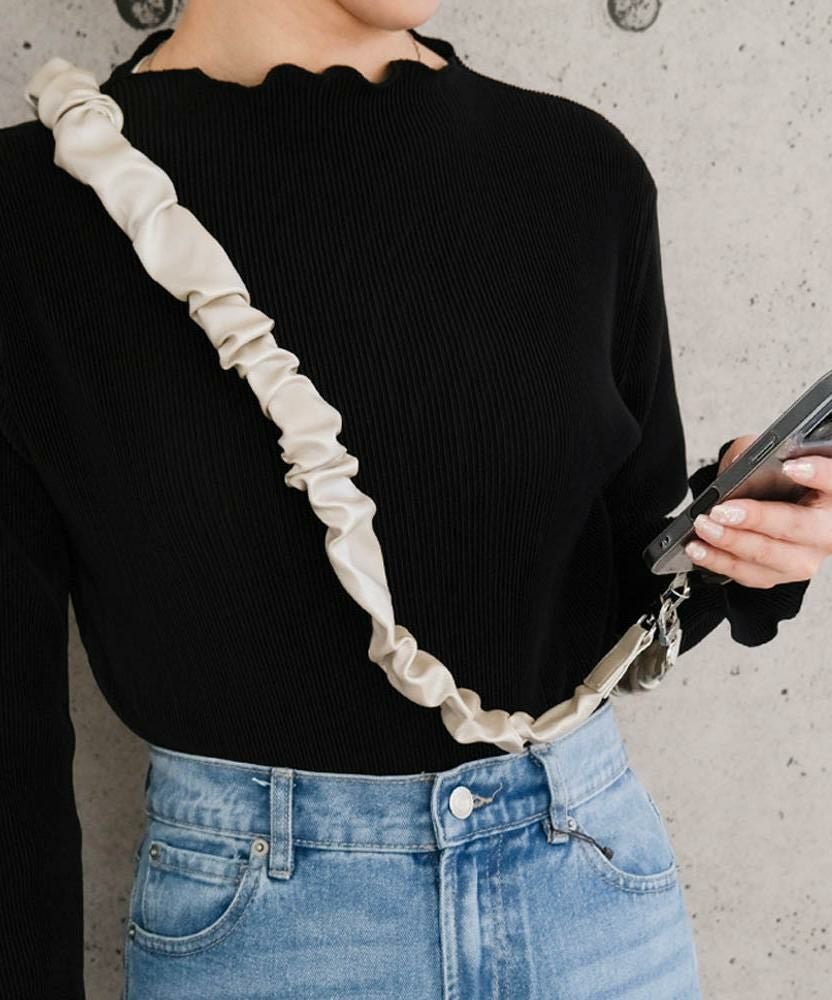 【アクアガレージ/aquagarage】のロングレザー風ギャザーストラップ 人気、トレンドファッション・服の通販 founy(ファニー) 　ファッション　Fashion　レディースファッション　Fashion for Women　なめらか　Smooth, Silky Texture　シンプル　Simple, Minimal　プチプライス・低価格　Affordable / Budget Price　ラップ　Wrap, Wrap Design　ロング　Long, Long-Length　 other-1|ID: prp329100004388292 ipo3291000000036073721