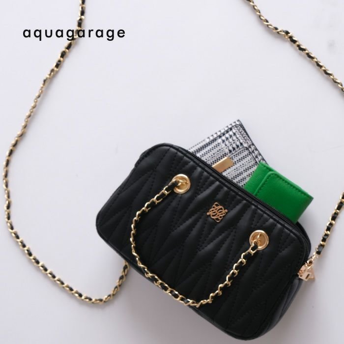 【アクアガレージ/aquagarage】のキルティング3wayチェーンショルダー 人気、トレンドファッション・服の通販 founy(ファニー) ファッション Fashion レディースファッション Fashion for Women キルティング Quilted, Quilting ショルダー Shoulder, Shoulder Strap シンプル Simple, Minimal スクエア Square, Square Shape スマート Smart, Elegant ダウン Down, Puffer チェーン Chain, Chain Strap トレンド Trend, Trending Now ハンド Hand, Handmade フォルム Silhouette, Form ポケット Pocket, Pocket Detail ポーチ Pouch, Small Case プチプライス・低価格 Affordable / Budget Price other-1|ID: prp329100004592572 ipo3291000000034105958