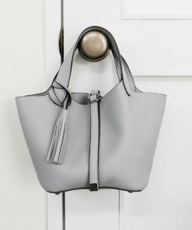 【アクアガレージ/aquagarage】のタッセル付きトートバッグ 人気、トレンドファッション・服の通販 founy(ファニー) ファッション Fashion レディースファッション Fashion for Women バッグ Bags タッセル Tassel, Fringe プチプライス・低価格 Affordable / Budget Price |ID:prp329100004652220